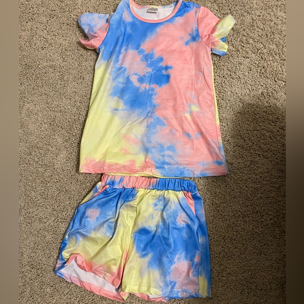 Girls lounge set
